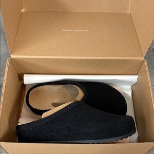 Black ReVelvet Rothy’s Clogs